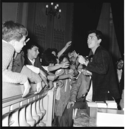 Enrique Guzmán